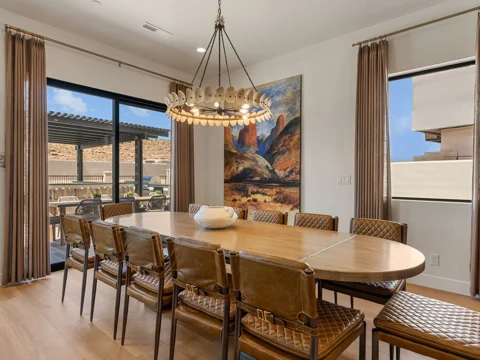 Dining Area at Red Rock Isle